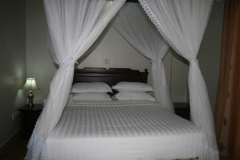 Mc-Elly'S Hotel Arusha Exterior photo