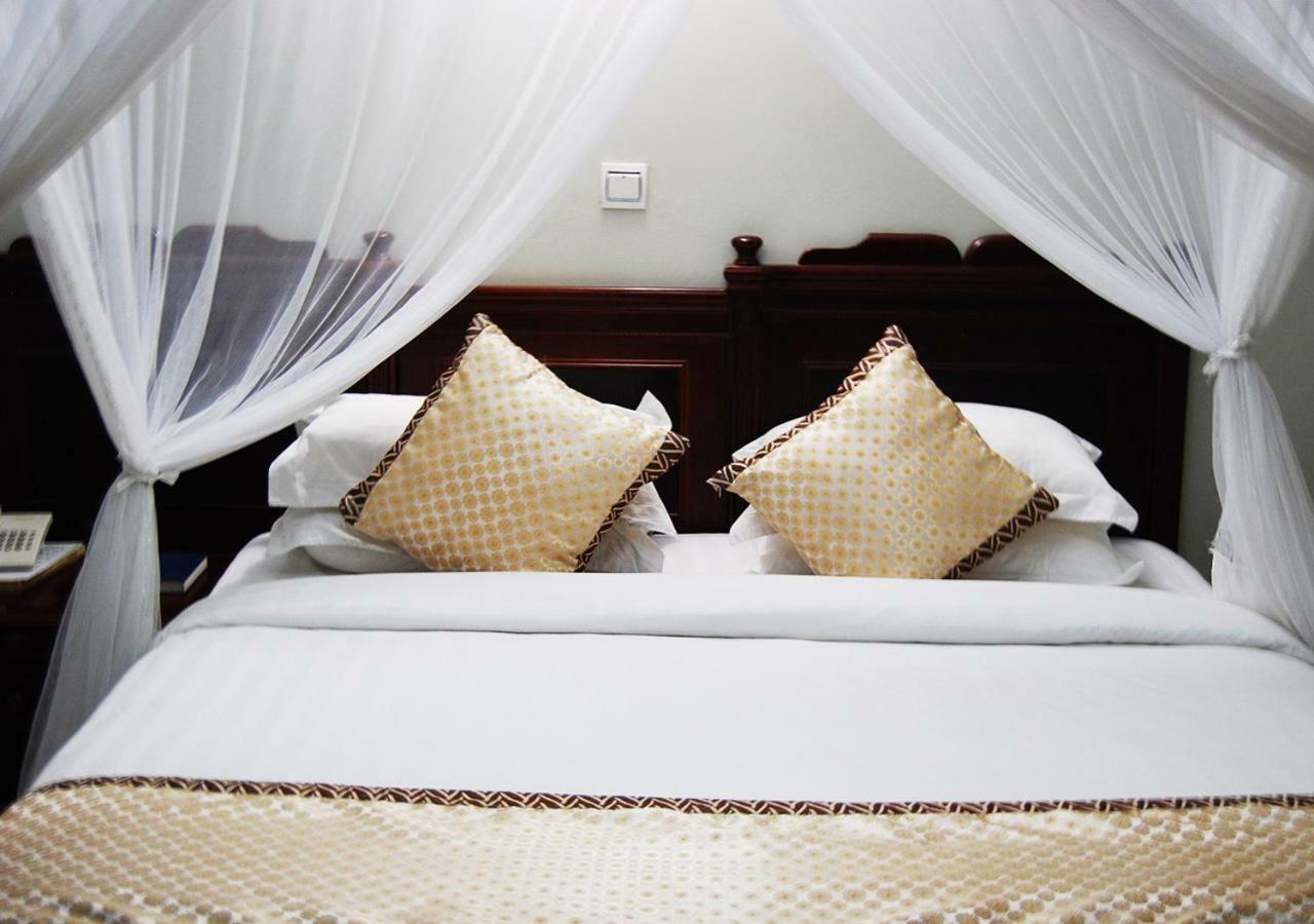 Mc-Elly'S Hotel Arusha Exterior photo
